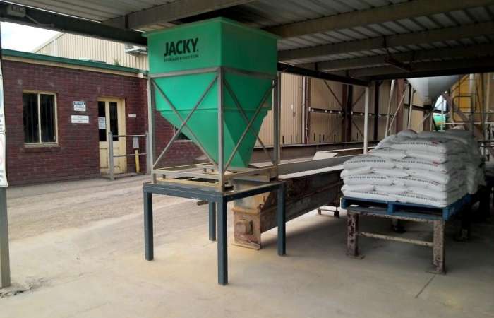 Jacky bin in production line