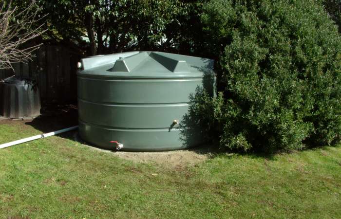 6300 Ltr Panelled Wall Rainwater Tank by Orion Australia in Woodland Grey